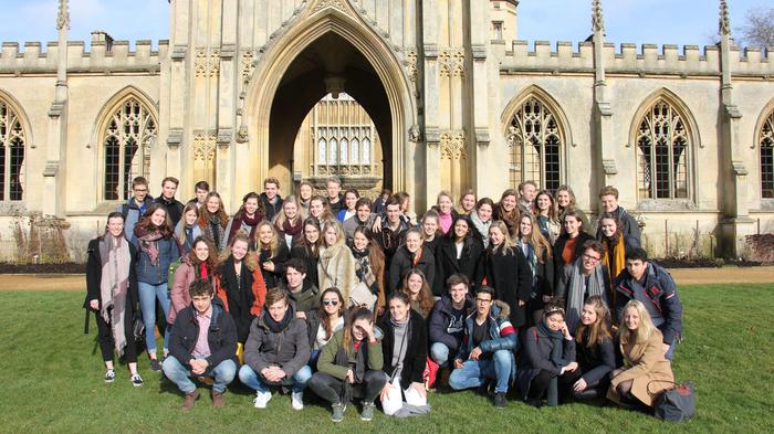 groepsfoto_eerstejaars_cambridge.jpg